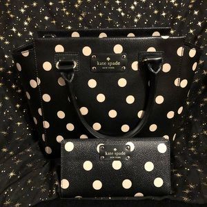 Black and Pink Kate Spade ♠️ Set. Gently used.